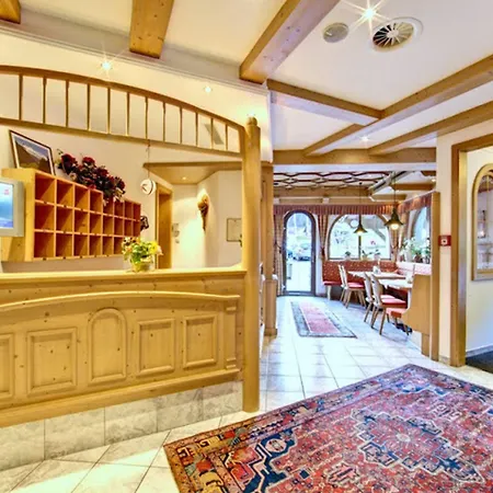 Zum Gruenen Tor Hotel