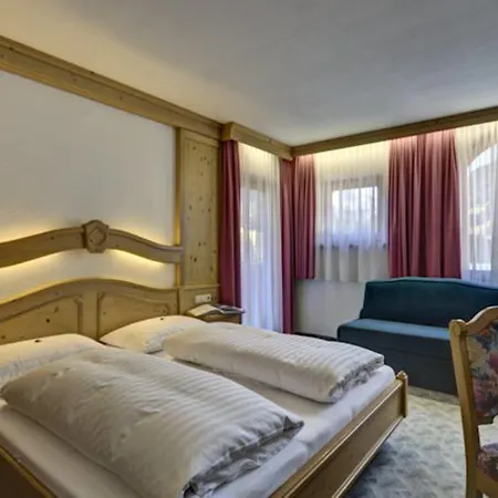 Zum Gruenen Tor Hotel