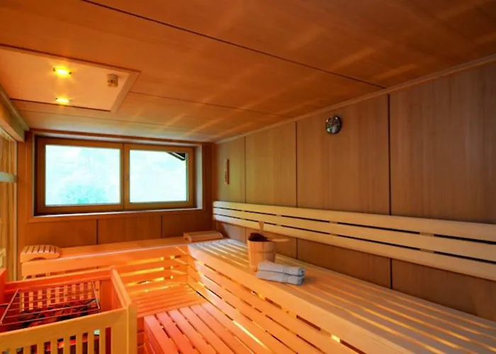 Hotel Zum Grünen Tor 3*