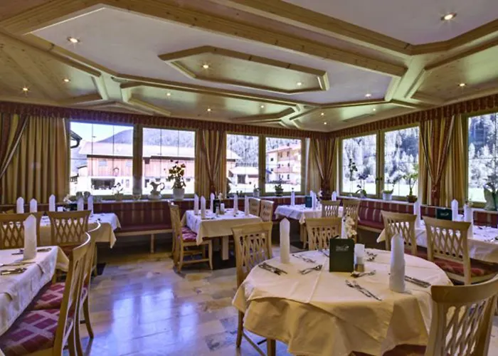 Hotel Zum Grünen Tor Tux