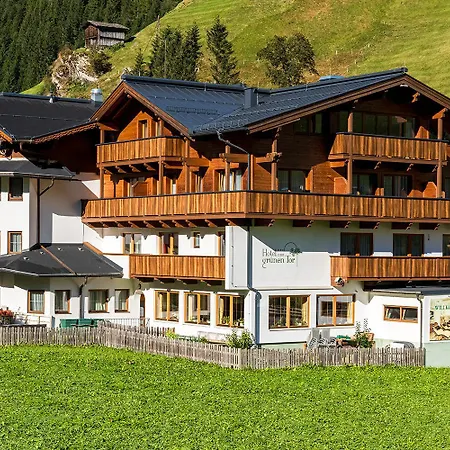 Zum Gruenen Tor Hotel 3*