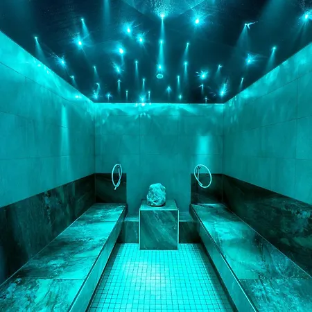 Отель Zum Gruenen Tor Тукс