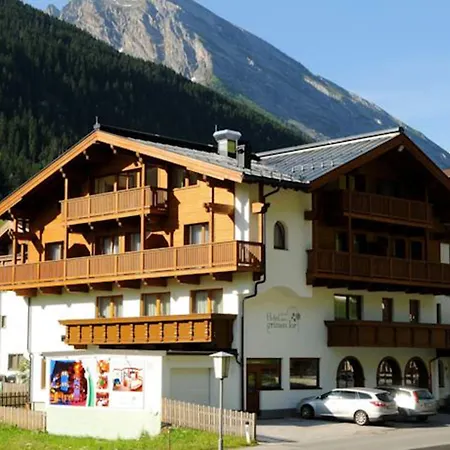 Zum Gruenen Tor Тукс