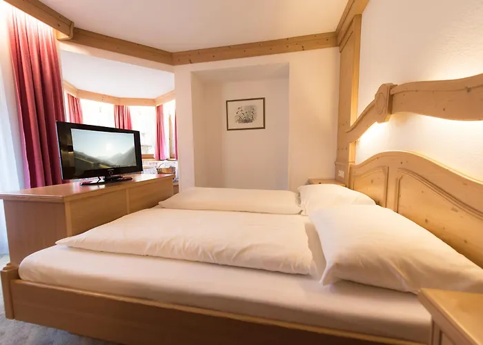 Hotel Zum Gruenen Tor 3*