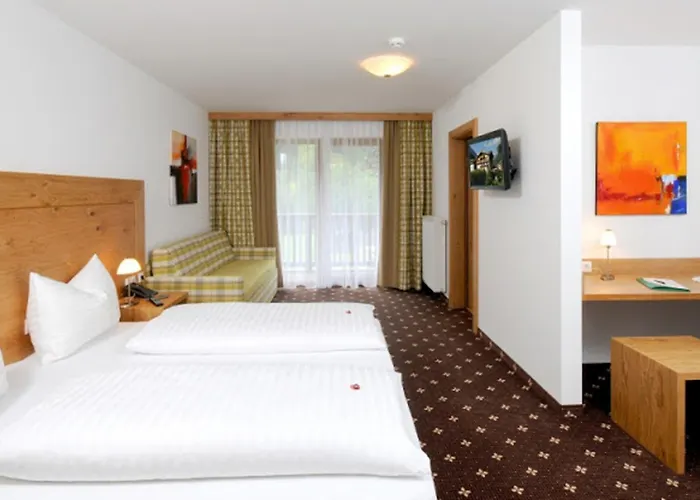 Hotel Zum Gruenen Tor 3*