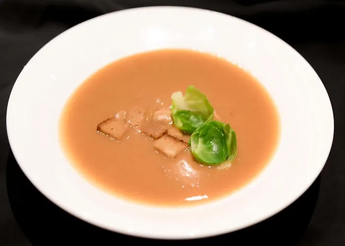 Zum Gruenen Tor מלון